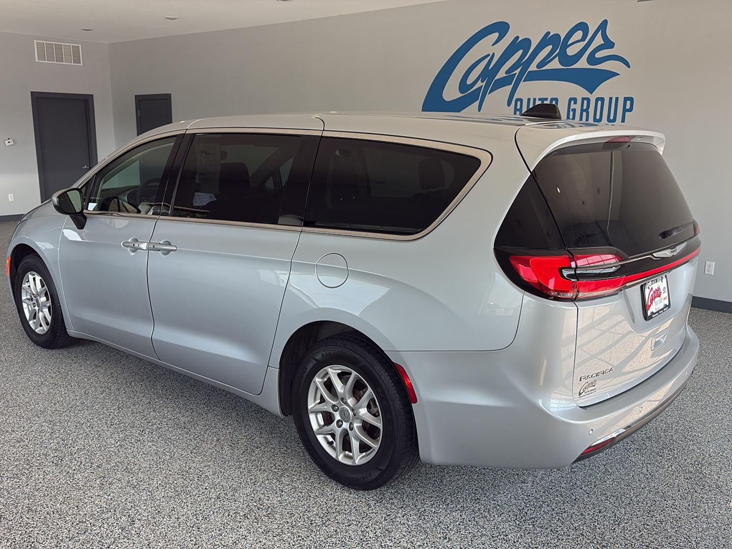 chrysler pacifica 2023 2C4RC1BG3PR624440 image chrysler pacifica 2023 2C4RC1BG3PR624440 image