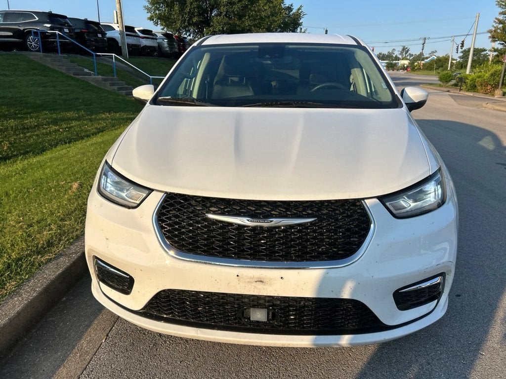 chrysler pacifica 2023 2C4RC1BG0PR550541 image chrysler pacifica 2023 2C4RC1BG0PR550541 image