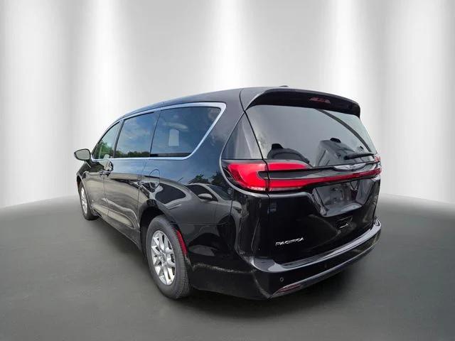 chrysler pacifica 2023 2C4RC1BG8PR620318 image chrysler pacifica 2023 2C4RC1BG8PR620318 image