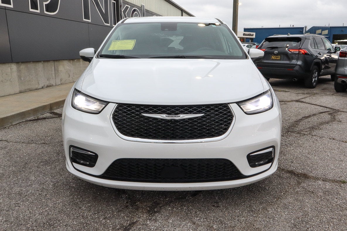 chrysler pacifica 2023 2C4RC1BG5PR532648 image chrysler pacifica 2023 2C4RC1BG5PR532648 image