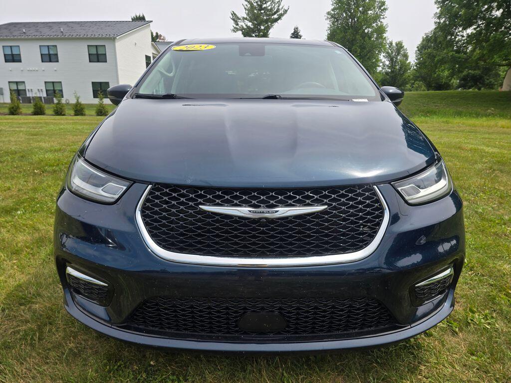 chrysler pacifica 2023 2C4RC1BG6PR631799 image chrysler pacifica 2023 2C4RC1BG6PR631799 image