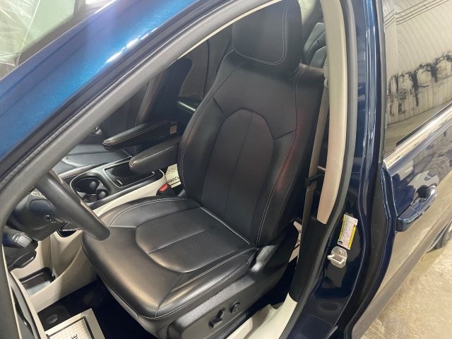chrysler pacifica 2023 2C4RC1BG0PR631992 image chrysler pacifica 2023 2C4RC1BG0PR631992 image
