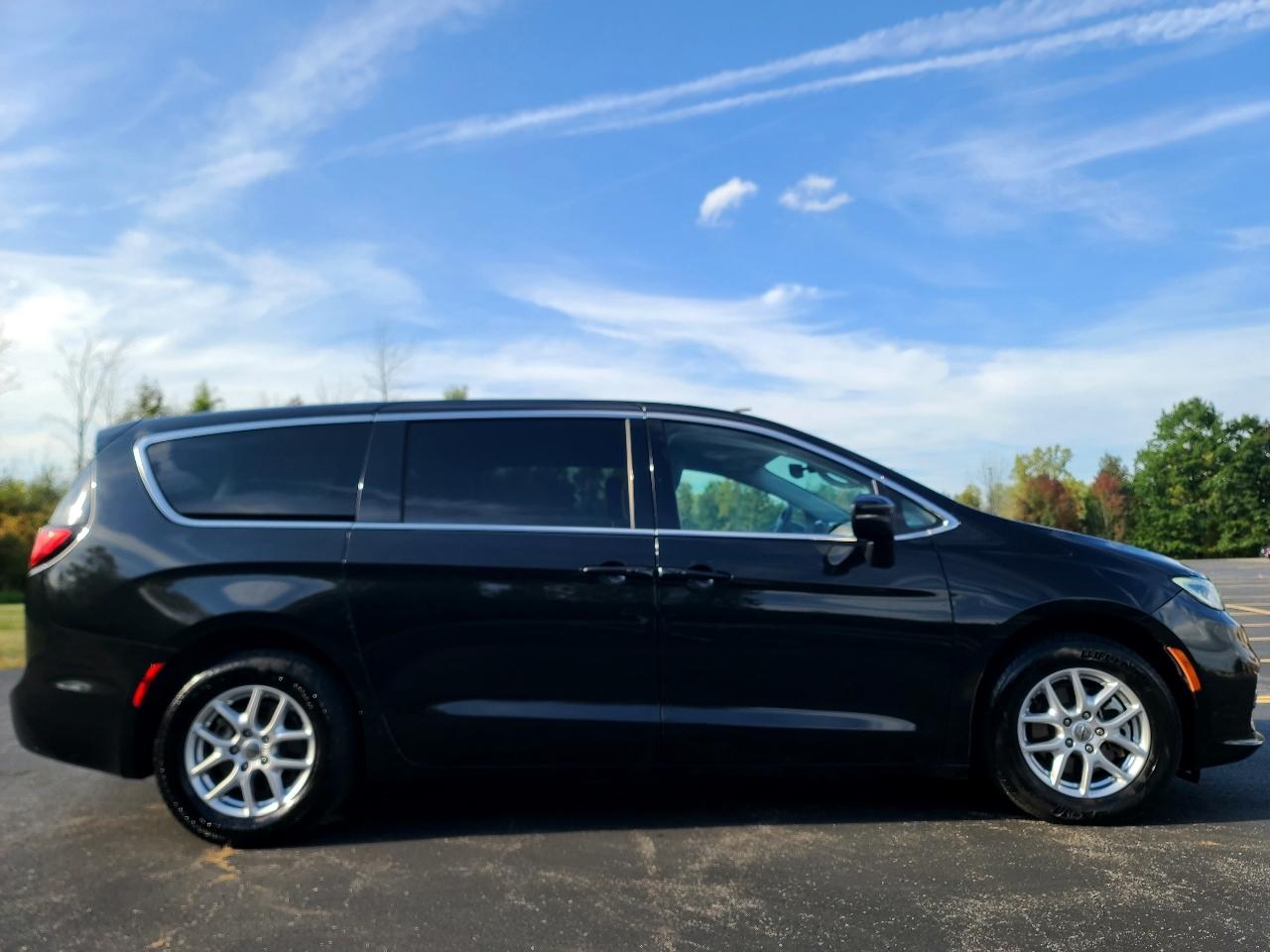 chrysler pacifica 2023 2C4RC1BG6PR532190 image chrysler pacifica 2023 2C4RC1BG6PR532190 image