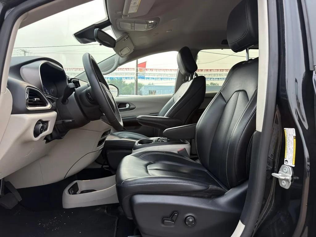 chrysler pacifica 2023 2C4RC1BG6PR607082 image chrysler pacifica 2023 2C4RC1BG6PR607082 image