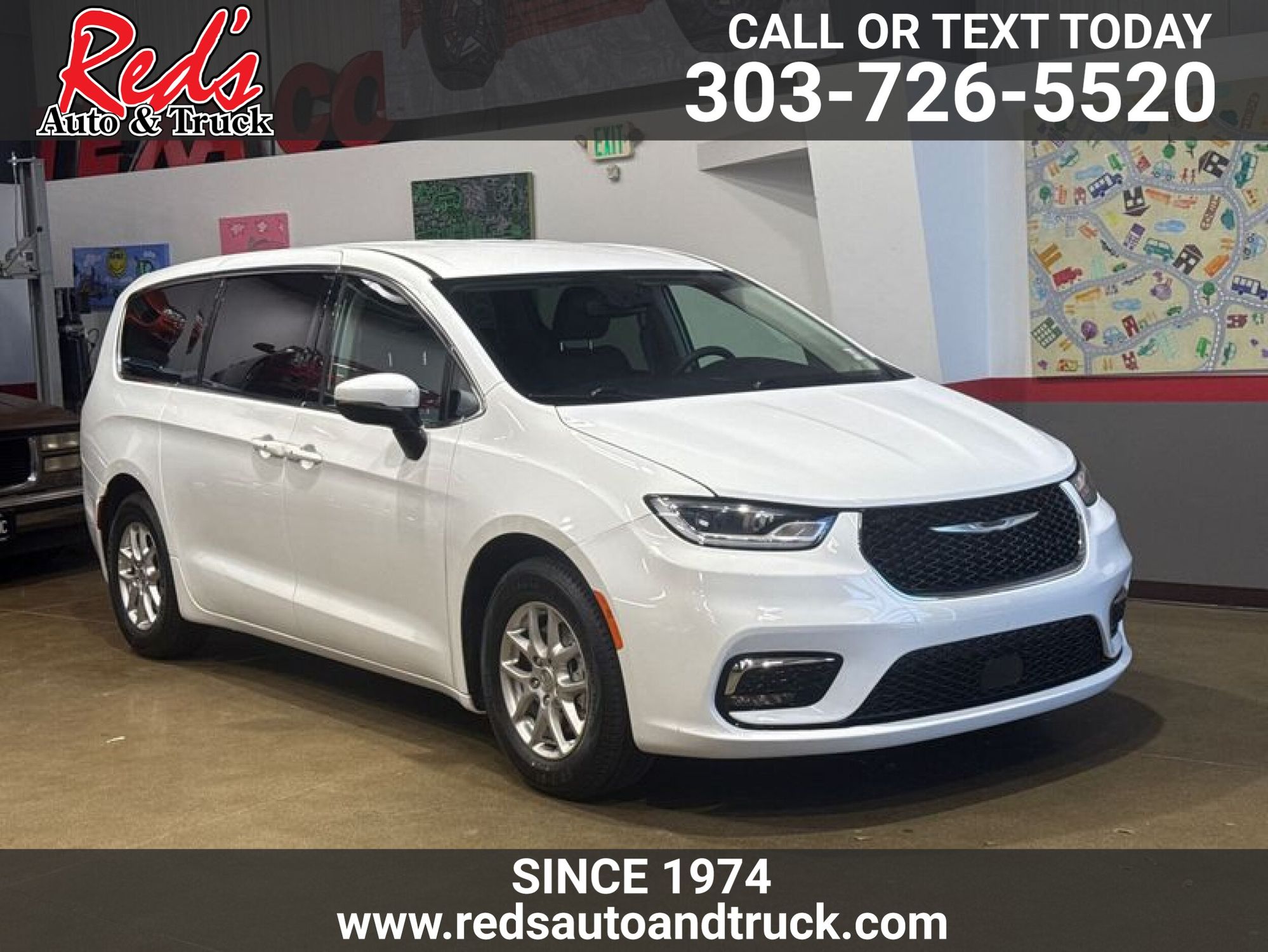 chrysler pacifica 2023 2C4RC1BG6PR624755 image chrysler pacifica 2023 2C4RC1BG6PR624755 image