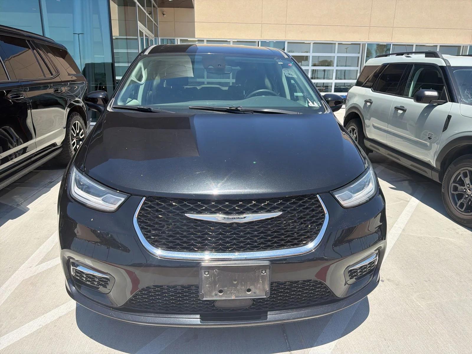 chrysler pacifica 2023 2C4RC1BG4PR529112 image chrysler pacifica 2023 2C4RC1BG4PR529112 image
