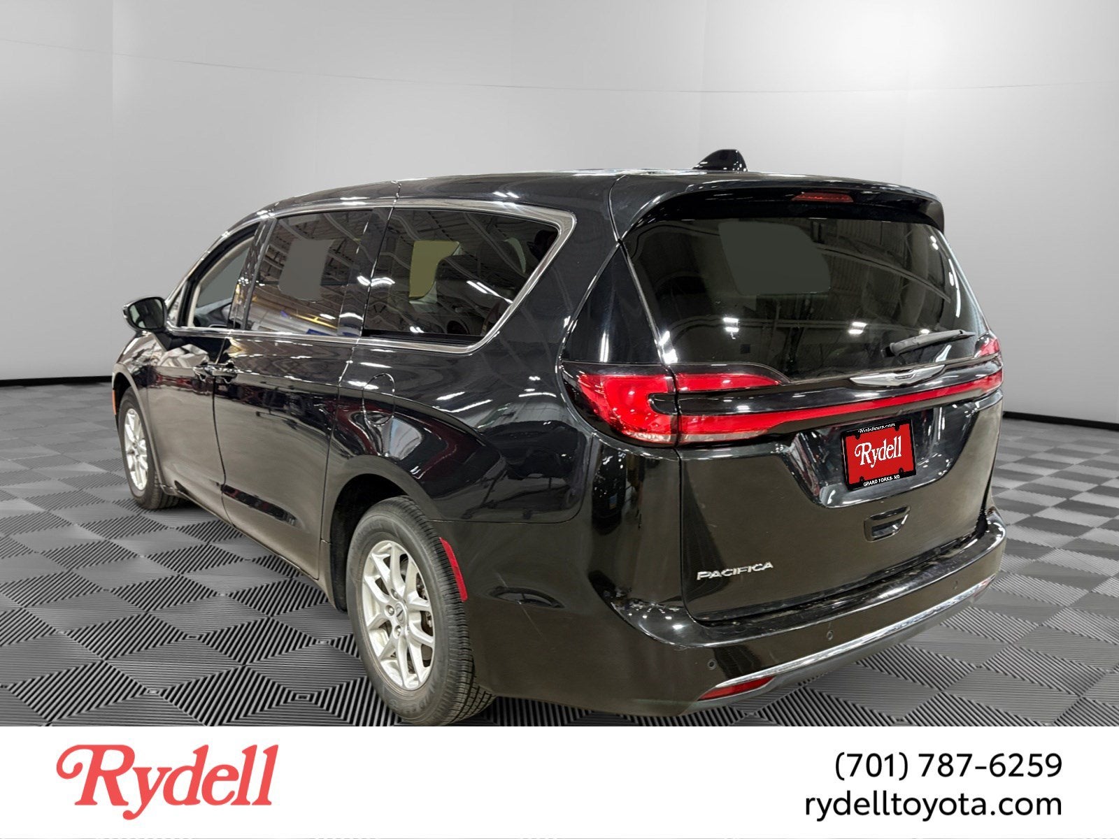 chrysler pacifica 2023 2C4RC1BG3PR597045 image chrysler pacifica 2023 2C4RC1BG3PR597045 image