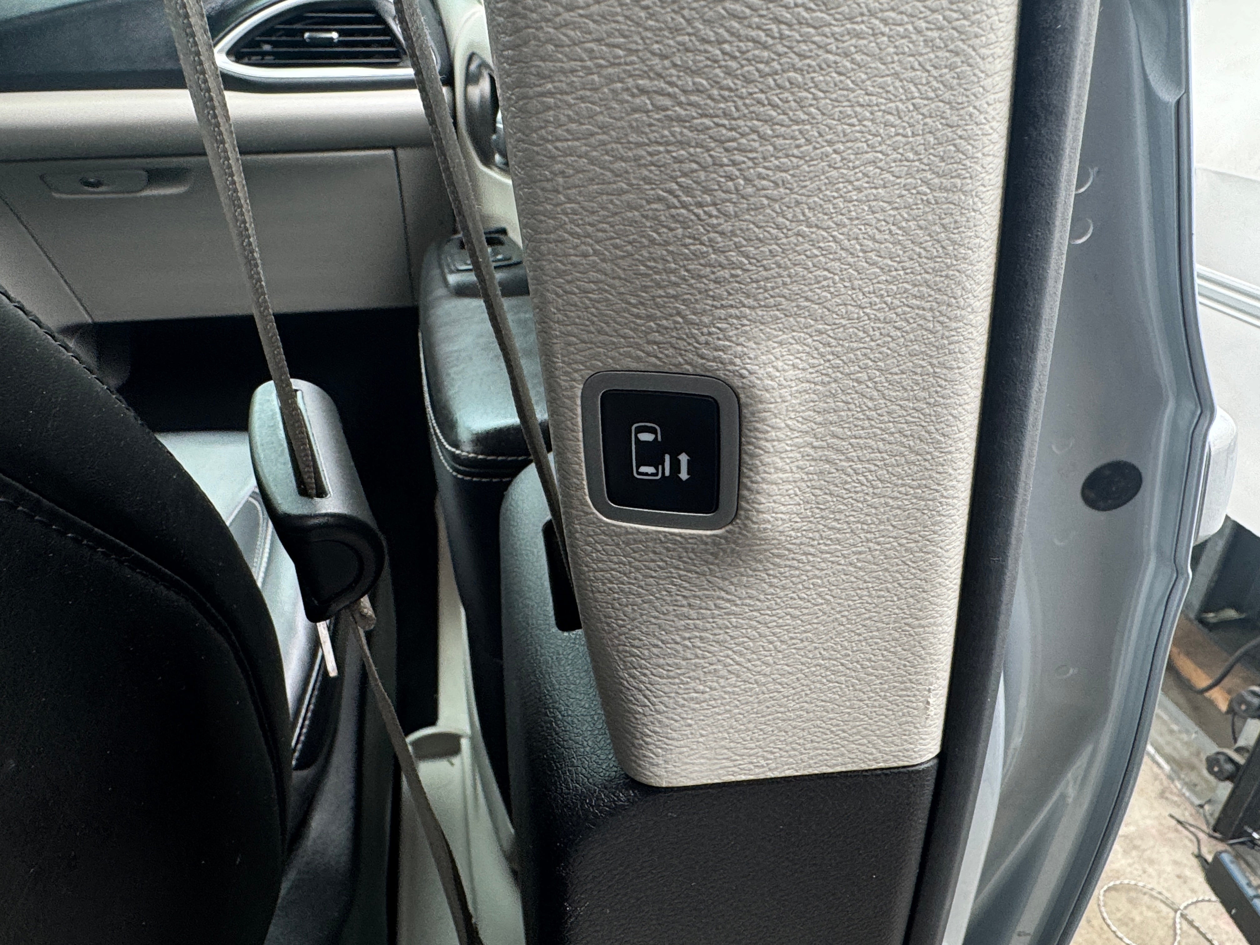 chrysler pacifica 2023 2C4RC1BG6PR525210 image chrysler pacifica 2023 2C4RC1BG6PR525210 image