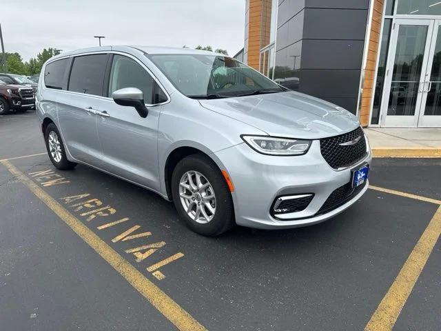 chrysler pacifica 2023 2C4RC1BG4PR527134 image chrysler pacifica 2023 2C4RC1BG4PR527134 image