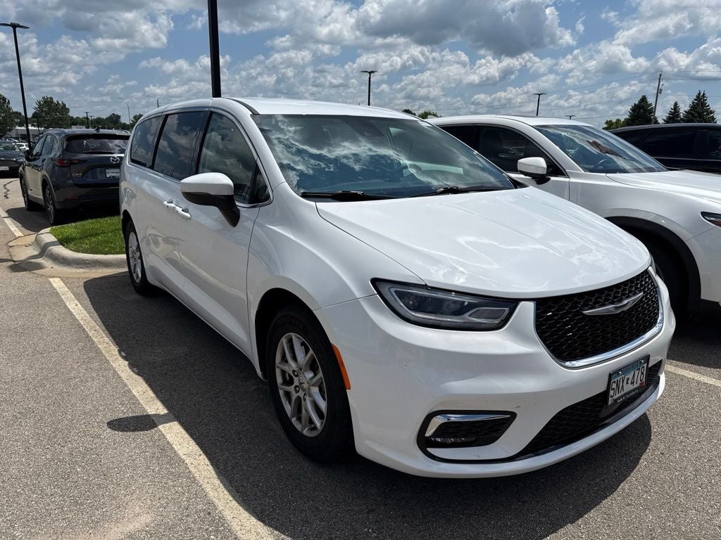 chrysler pacifica 2023 2C4RC1BG7PR590812 image chrysler pacifica 2023 2C4RC1BG7PR590812 image