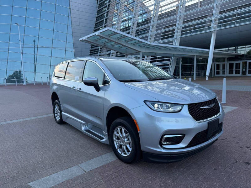 chrysler pacifica 2023 2C4RC1BG0PR591624 image chrysler pacifica 2023 2C4RC1BG0PR591624 image