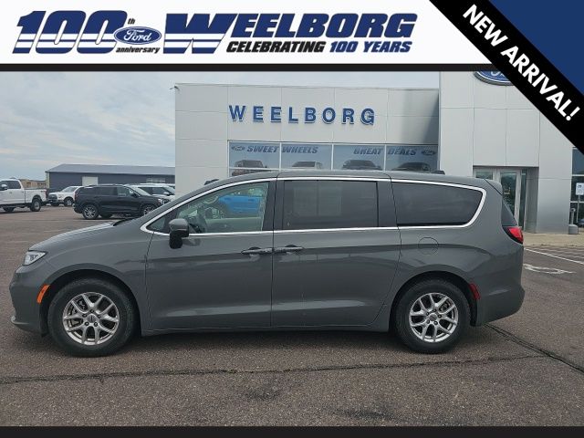 chrysler pacifica 2023 2C4RC1BG0PR532346 image chrysler pacifica 2023 2C4RC1BG0PR532346 image
