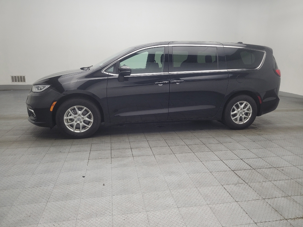 chrysler pacifica 2023 2C4RC1FG9PR555800 image chrysler pacifica 2023 2C4RC1FG9PR555800 image