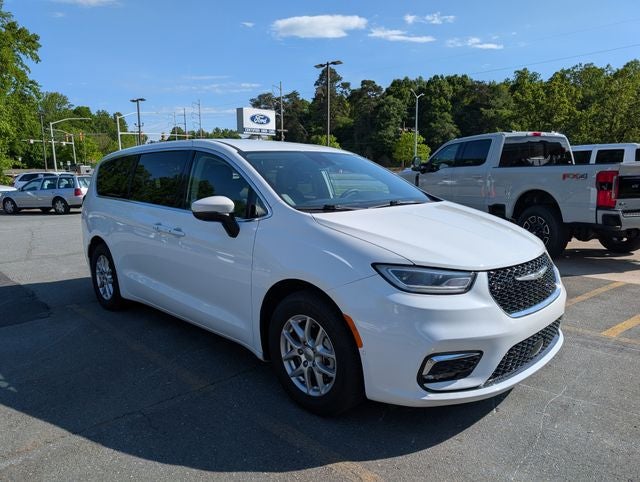 chrysler pacifica 2023 2C4RC1BG6PR500744 image chrysler pacifica 2023 2C4RC1BG6PR500744 image