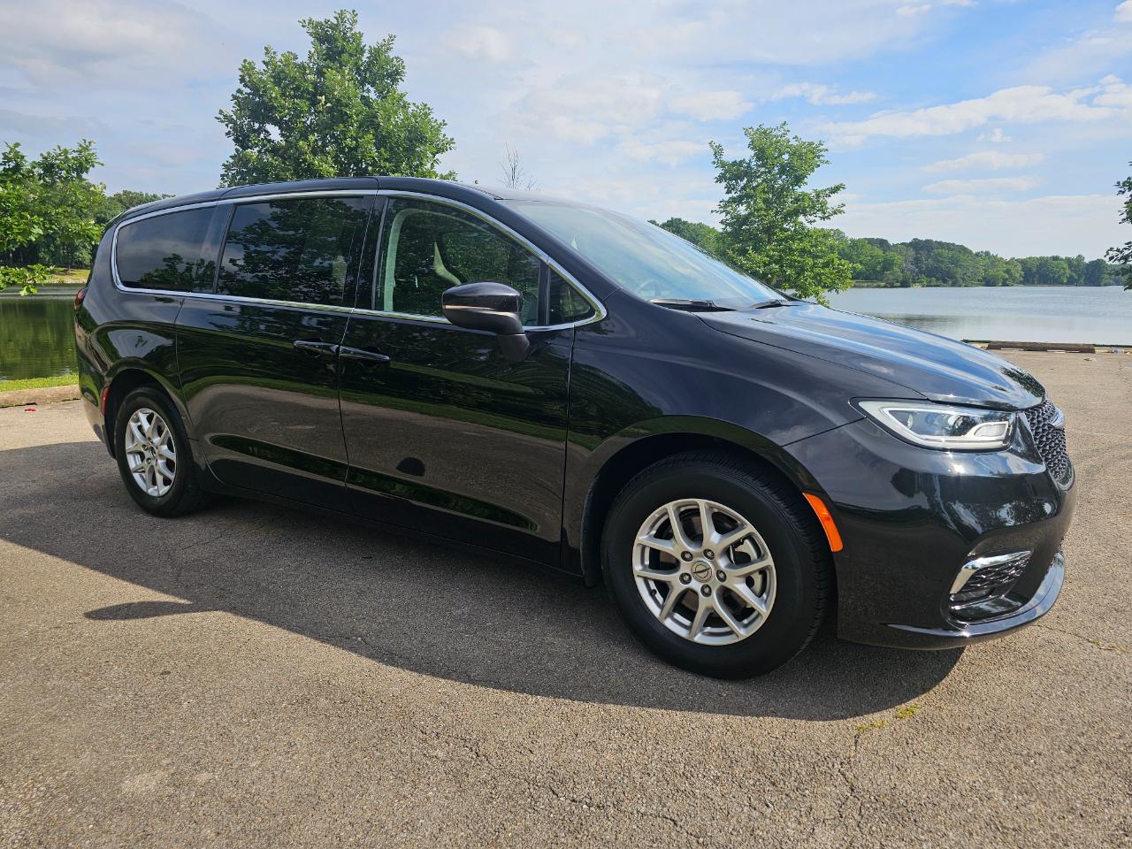 chrysler pacifica 2023 2C4RC1BG0PR627344 image chrysler pacifica 2023 2C4RC1BG0PR627344 image