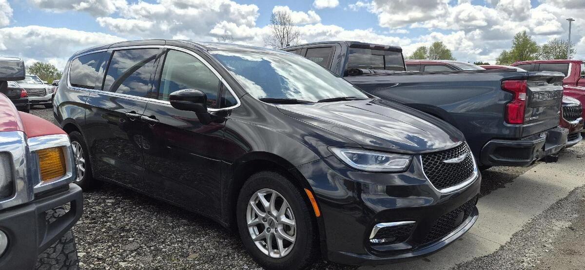 chrysler pacifica 2023 2C4RC1BG4PR580965 image chrysler pacifica 2023 2C4RC1BG4PR580965 image