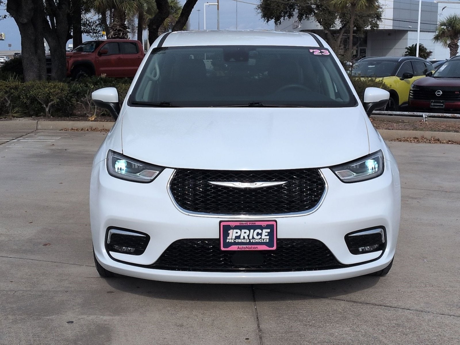 chrysler pacifica 2023 2C4RC1BG7PR557518 image chrysler pacifica 2023 2C4RC1BG7PR557518 image