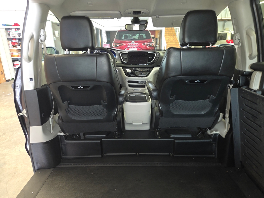 chrysler pacifica 2023 2C4RC1BG8PR586056 image chrysler pacifica 2023 2C4RC1BG8PR586056 image