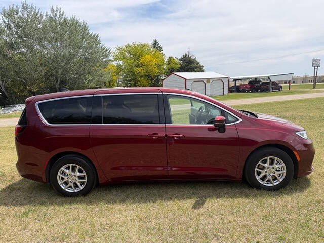 chrysler pacifica 2023 2C4RC1BG4PR617481 image chrysler pacifica 2023 2C4RC1BG4PR617481 image