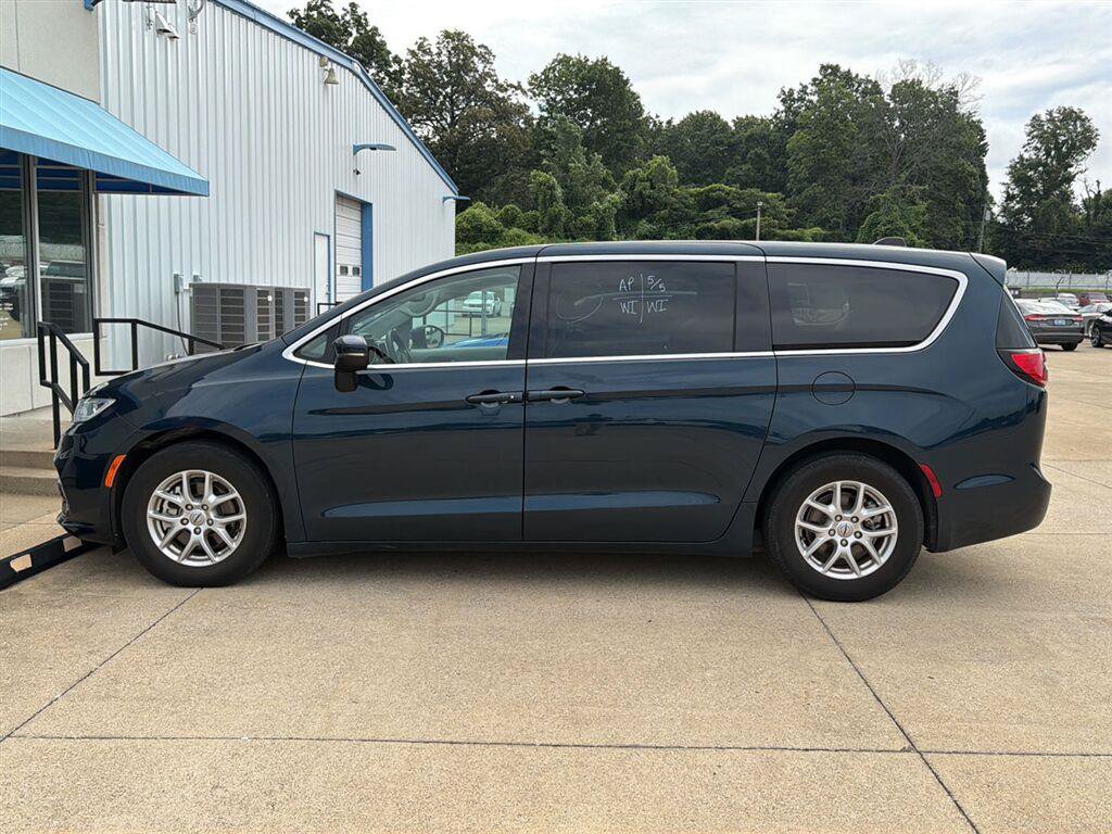 chrysler pacifica 2023 2C4RC1BG7PR621041 image chrysler pacifica 2023 2C4RC1BG7PR621041 image