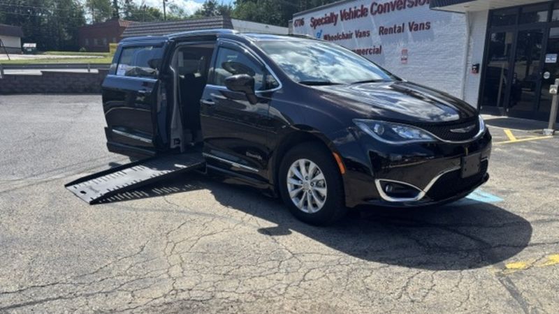 chrysler pacifica 2019 2C4RC1BG8KR708312 image chrysler pacifica 2019 2C4RC1BG8KR708312 image