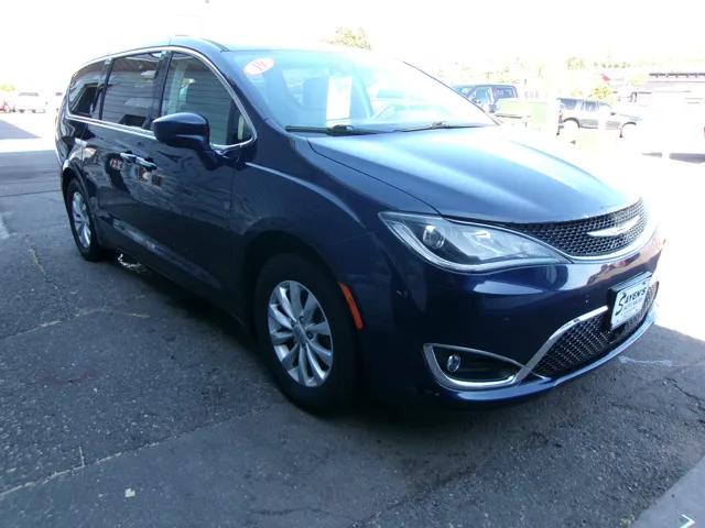 chrysler pacifica 2019 2C4RC1FG8KR610438 image