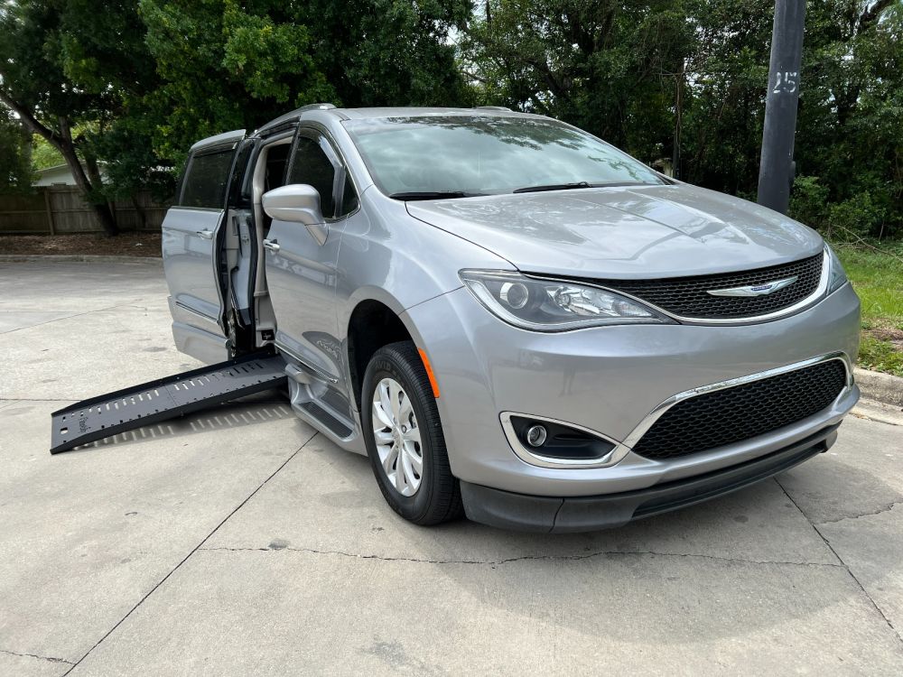 chrysler pacifica 2019 2C4RC1BG8KR643719 image chrysler pacifica 2019 2C4RC1BG8KR643719 image