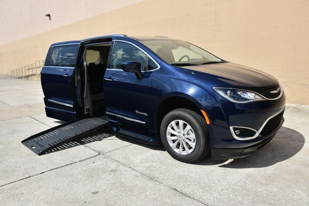 chrysler pacifica 2019 2C4RC1BG8KR598054 image chrysler pacifica 2019 2C4RC1BG8KR598054 image