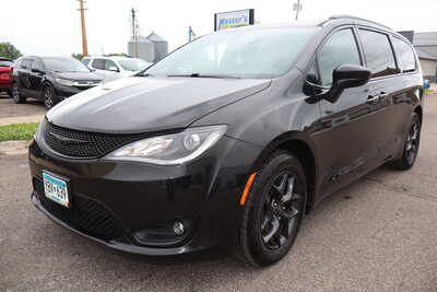 chrysler pacifica 2019 2C4RC1BG9KR560686 image chrysler pacifica 2019 2C4RC1BG9KR560686 image
