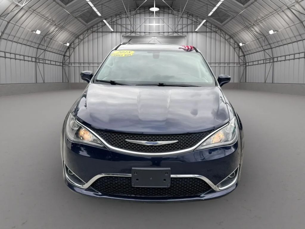 chrysler pacifica 2018 2C4RC1BG1JR235027 image chrysler pacifica 2018 2C4RC1BG1JR235027 image