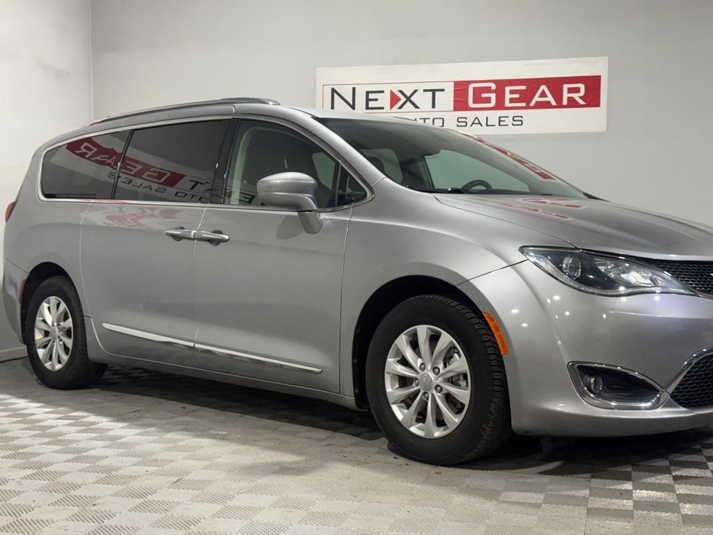 chrysler pacifica 2018 2C4RC1BGXJR233566 image chrysler pacifica 2018 2C4RC1BGXJR233566 image