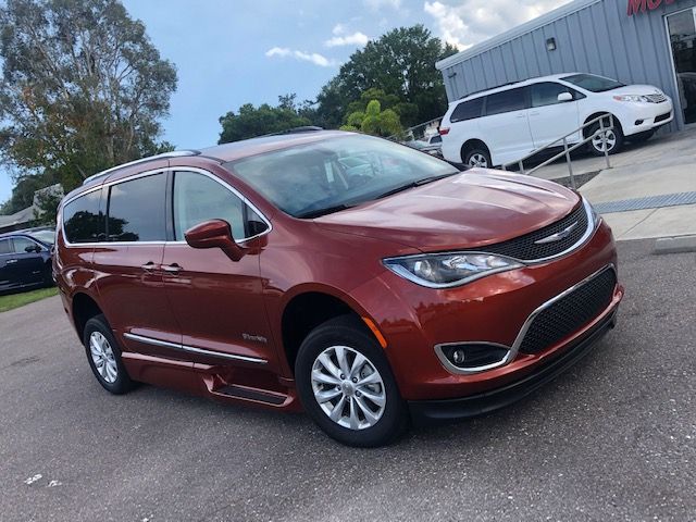 chrysler pacifica 2018 2C4RC1BG7JR332877 image chrysler pacifica 2018 2C4RC1BG7JR332877 image