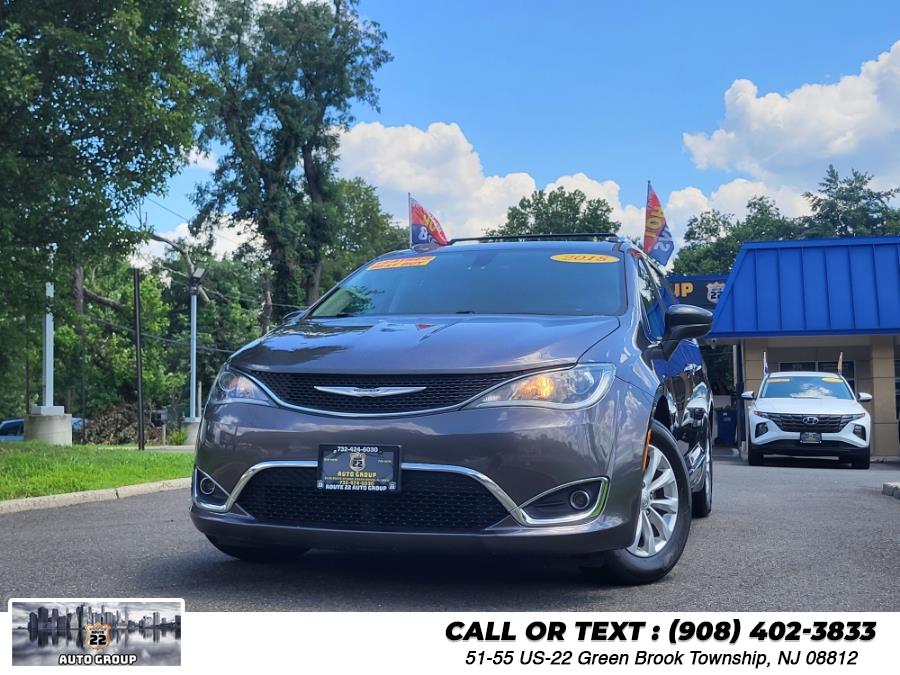 chrysler pacifica 2018 2C4RC1BG5JR142107 image chrysler pacifica 2018 2C4RC1BG5JR142107 image
