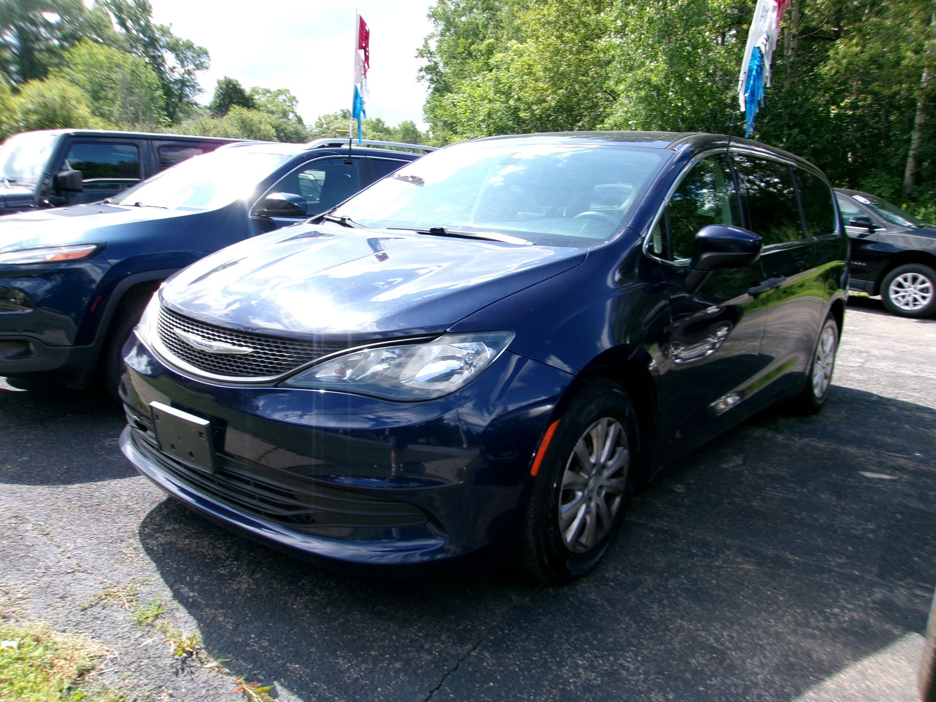 chrysler pacifica 2018 2C4RC1AG3JR121094 image chrysler pacifica 2018 2C4RC1AG3JR121094 image