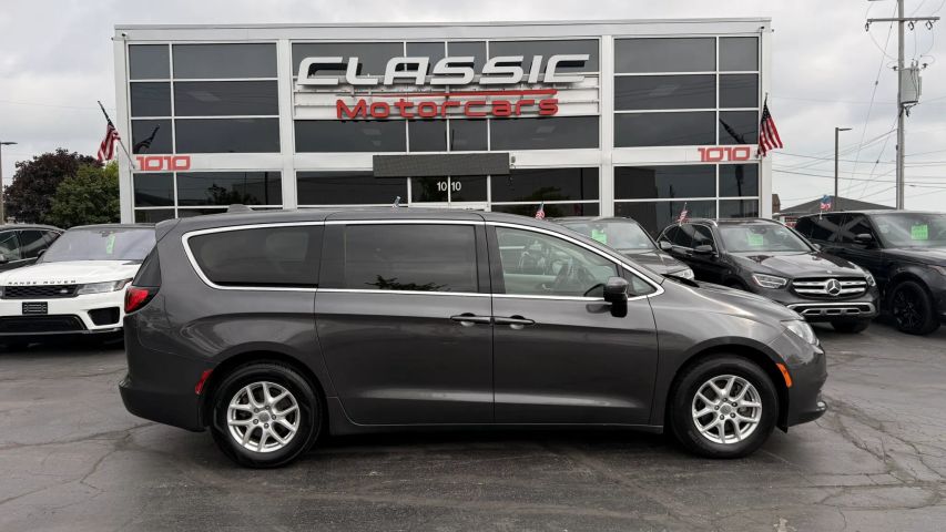 chrysler pacifica 2018 2C4RC1CG9JR101946 image chrysler pacifica 2018 2C4RC1CG9JR101946 image