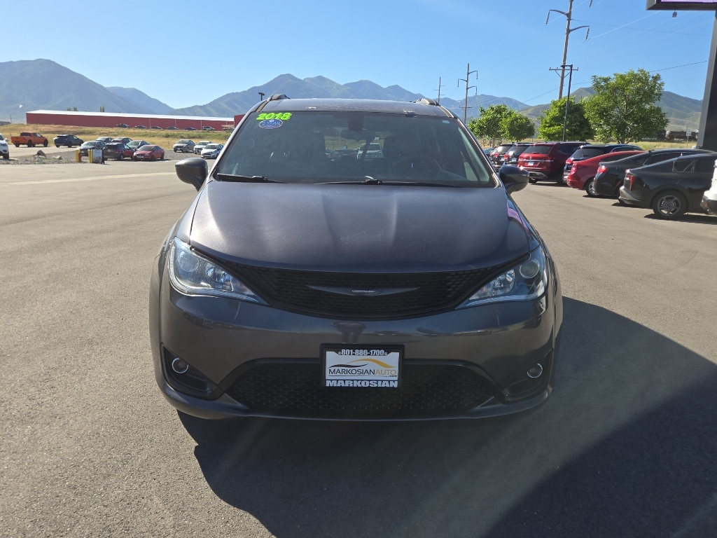chrysler pacifica 2018 2C4RC1BG1JR322068 image chrysler pacifica 2018 2C4RC1BG1JR322068 image
