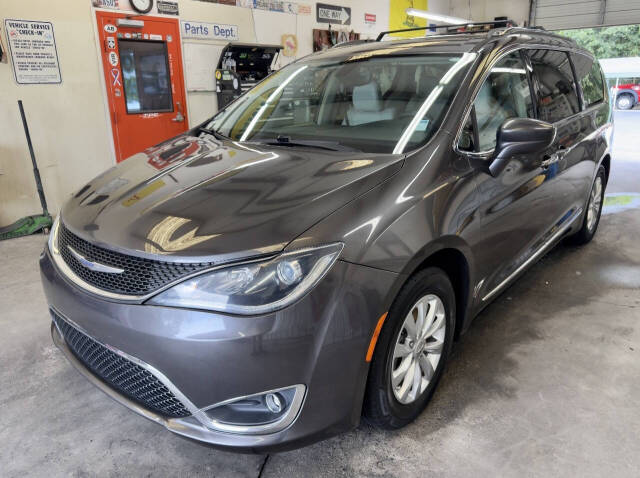 chrysler pacifica 2018 2C4RC1BG0JR165309 image chrysler pacifica 2018 2C4RC1BG0JR165309 image