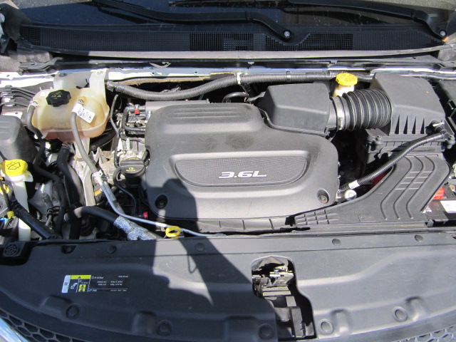 chrysler pacifica 2018 2C4RC1FG2JR356904 image
