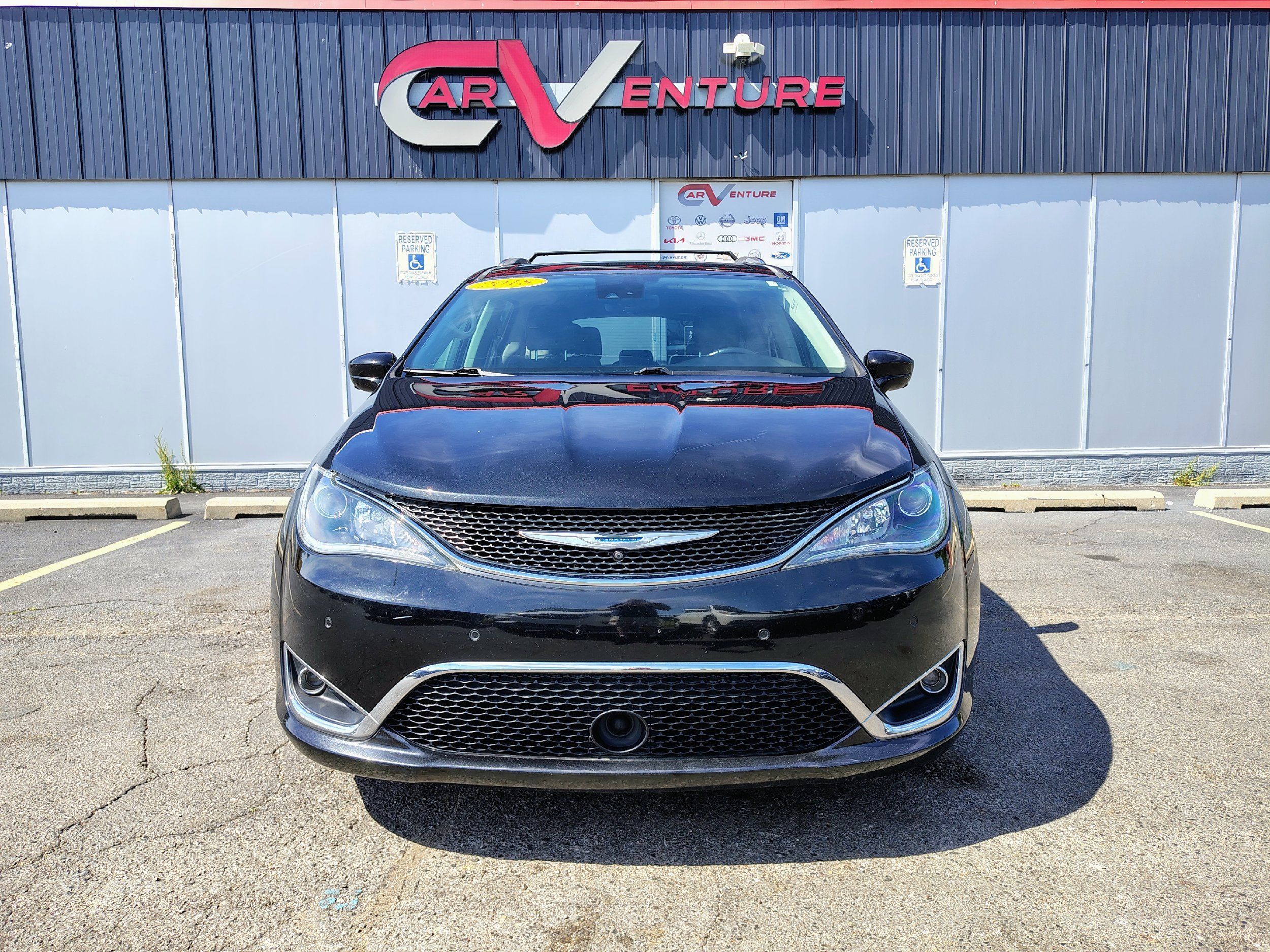 chrysler pacifica 2018 2C4RC1BG7JR122120 image chrysler pacifica 2018 2C4RC1BG7JR122120 image
