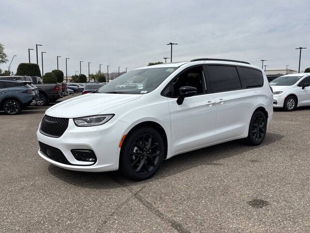 chrysler pacifica 2026 2C4RC1BG8TR266181 image chrysler pacifica 2026 2C4RC1BG8TR266181 image