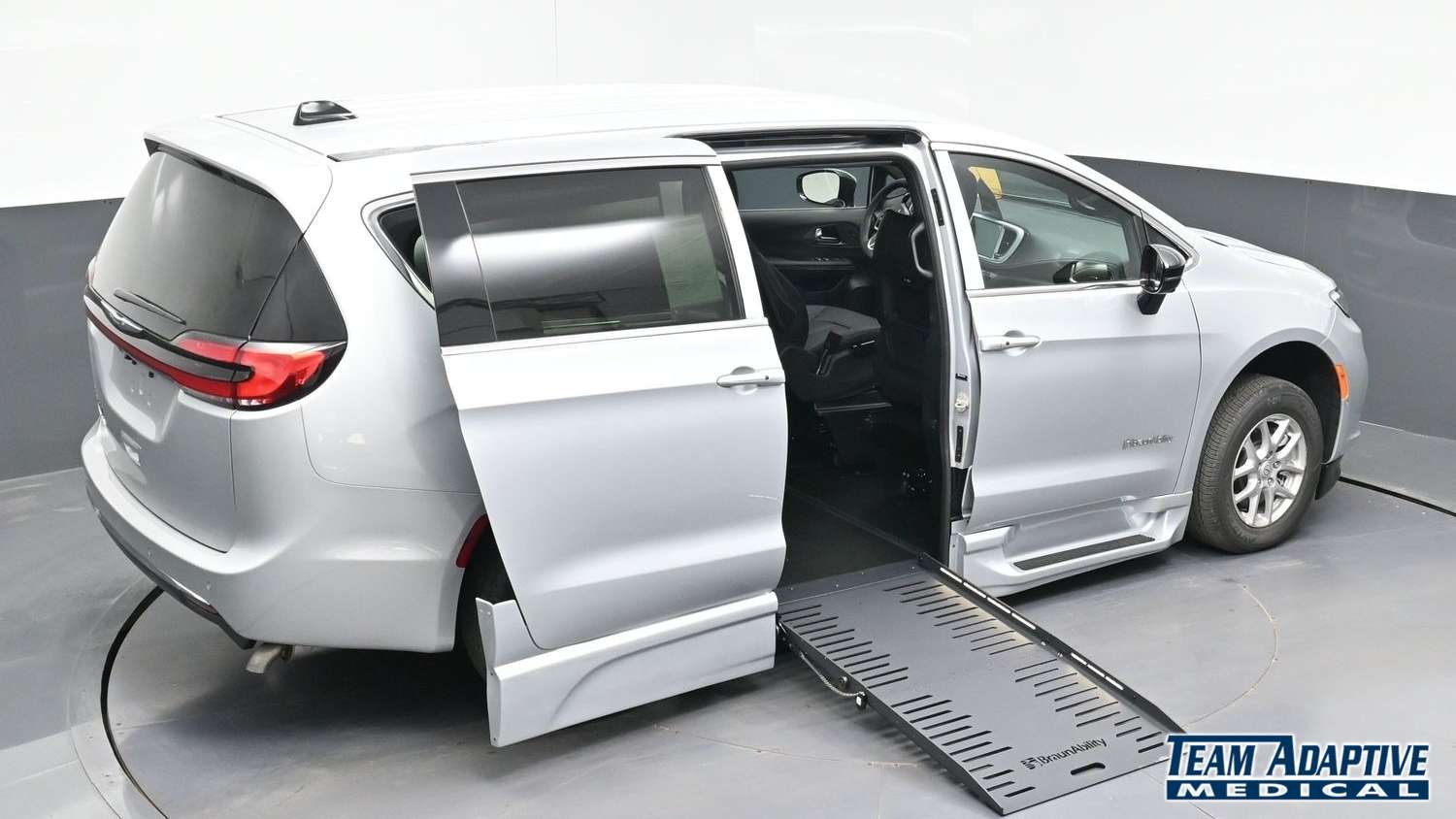 chrysler pacifica 2026 2C4RC1BG0TR206394 image chrysler pacifica 2026 2C4RC1BG0TR206394 image