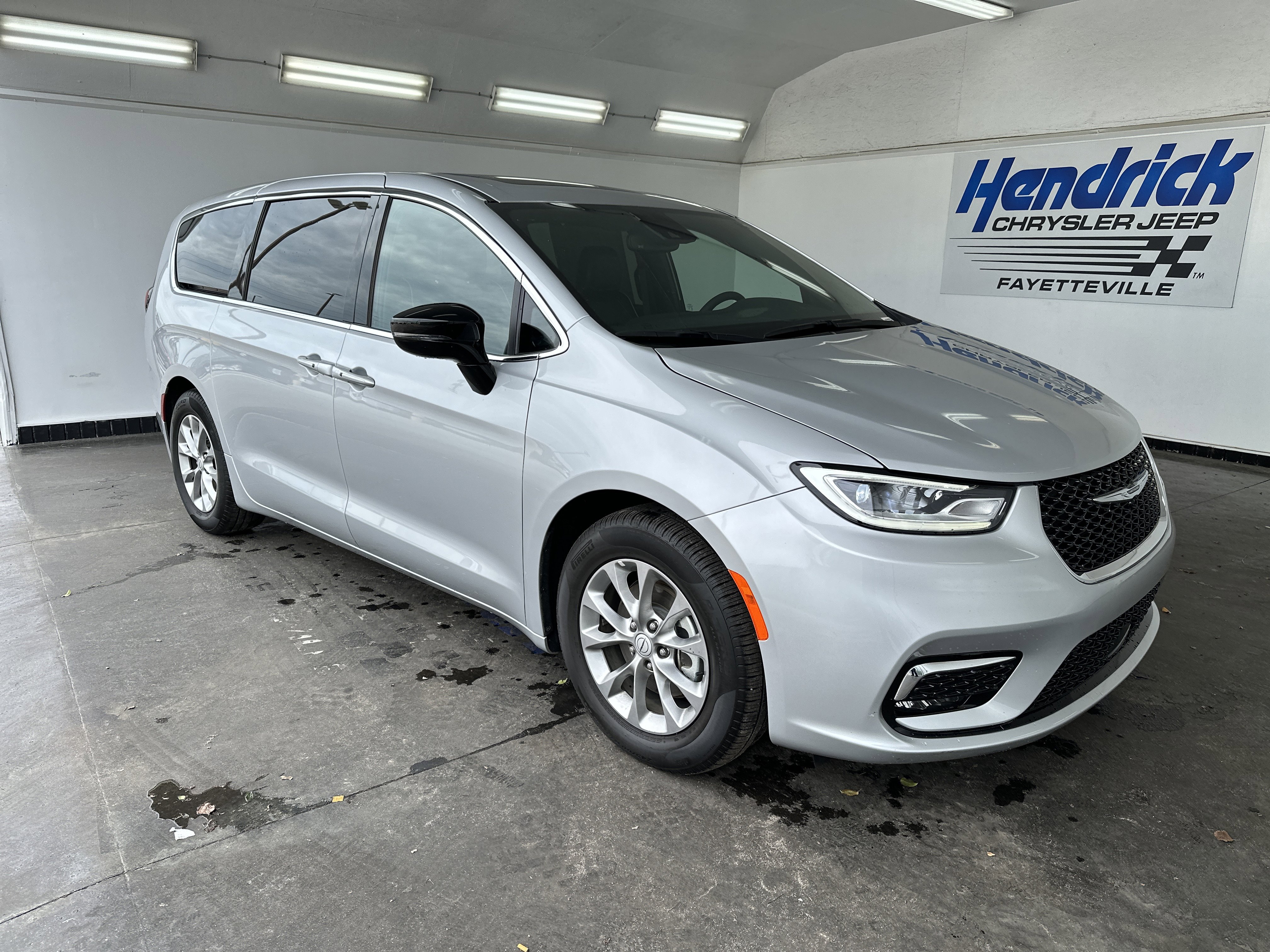 chrysler pacifica 2026 2C4RC1GG8TR194665 image chrysler pacifica 2026 2C4RC1GG8TR194665 image