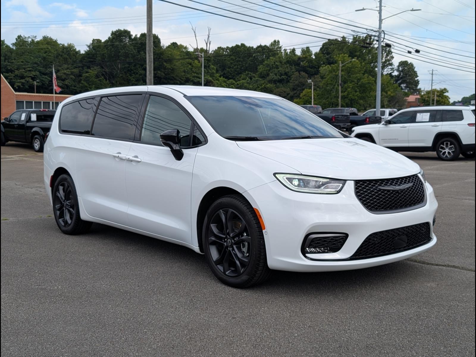 chrysler pacifica 2026 2C4RC1BG6TR213768 image chrysler pacifica 2026 2C4RC1BG6TR213768 image