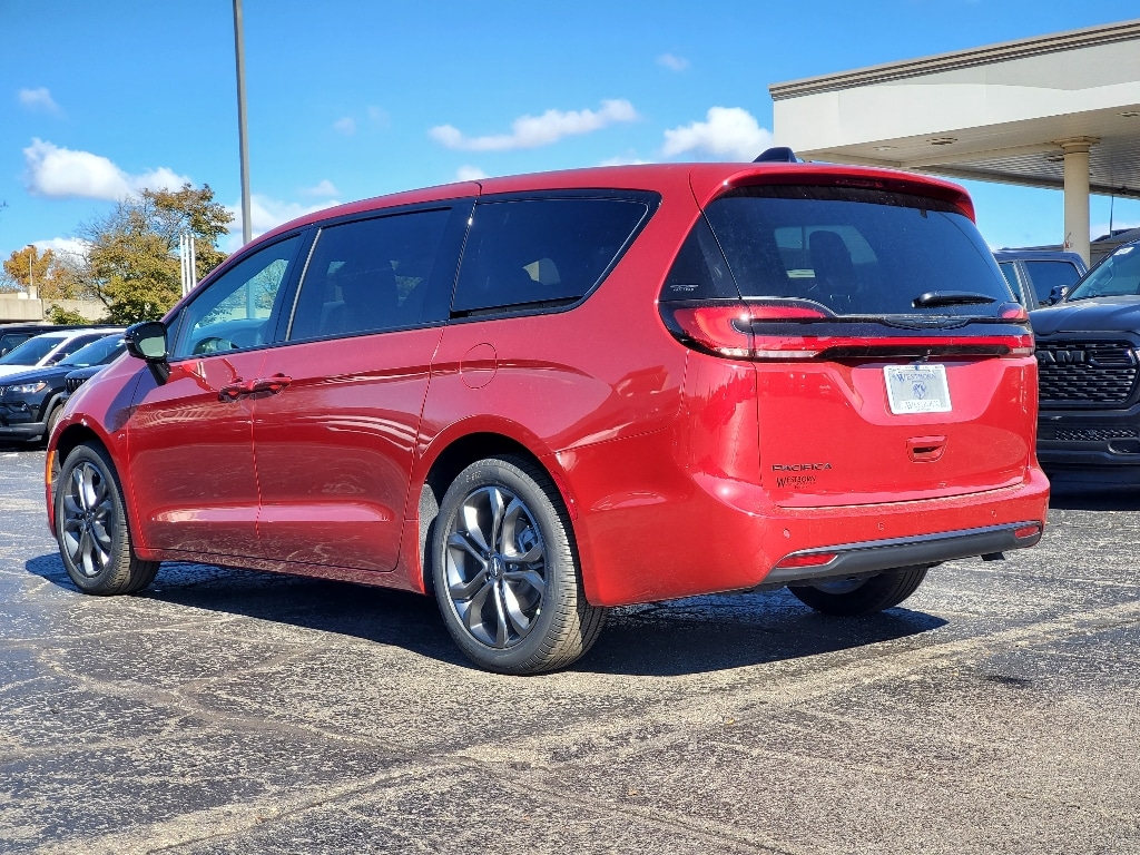 chrysler pacifica 2026 2C4RC1BG4TR163923 image chrysler pacifica 2026 2C4RC1BG4TR163923 image