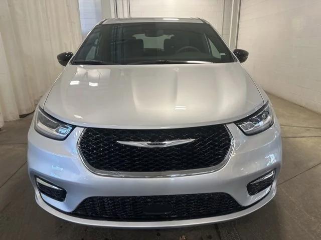 chrysler pacifica 2026 2C4RC1BGXTR178653 image chrysler pacifica 2026 2C4RC1BGXTR178653 image