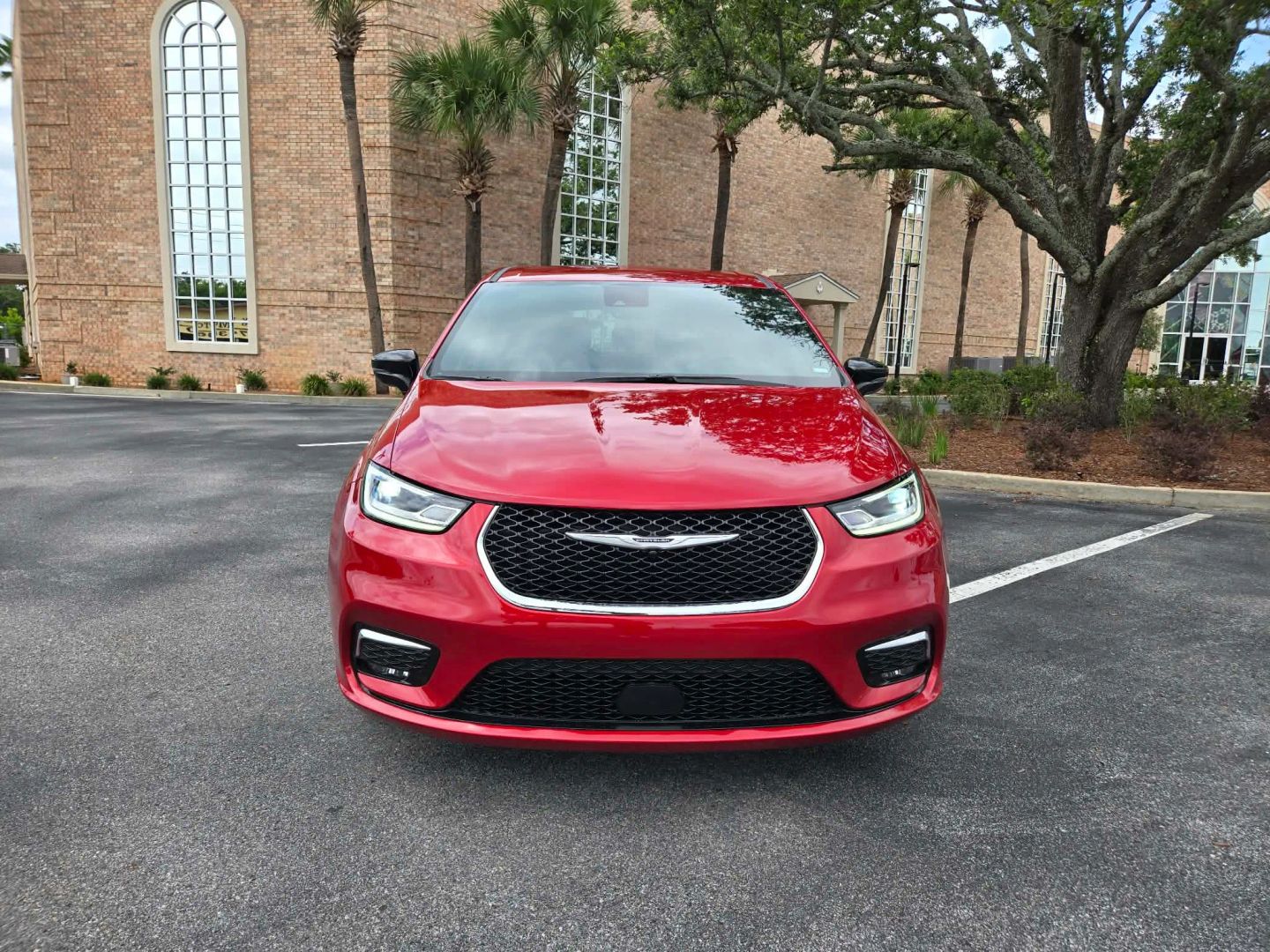 chrysler pacifica 2026 2C4RC1BG2TR175245 image chrysler pacifica 2026 2C4RC1BG2TR175245 image