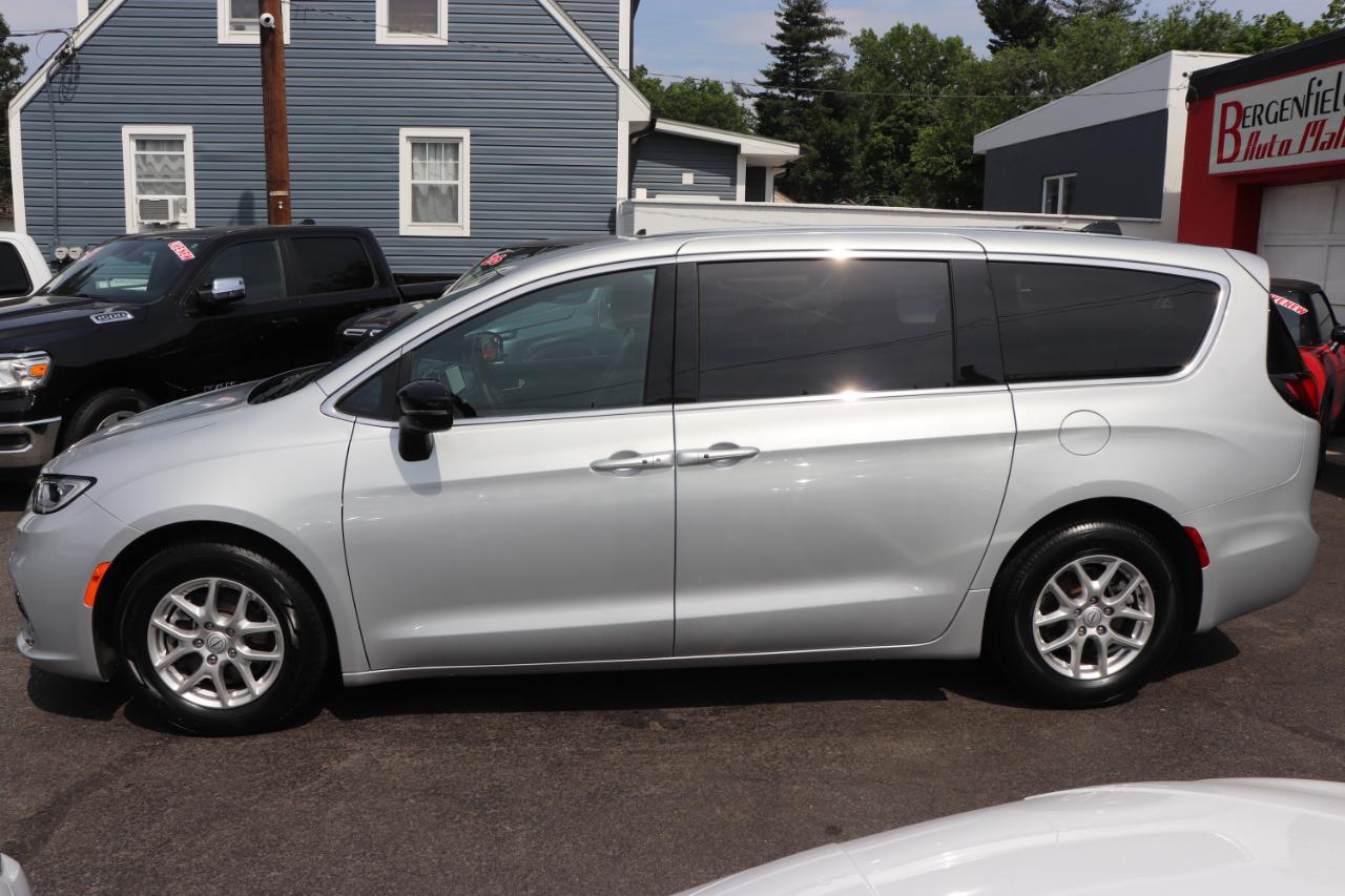 chrysler pacifica 2026 2C4RC1BG5TR155331 image chrysler pacifica 2026 2C4RC1BG5TR155331 image