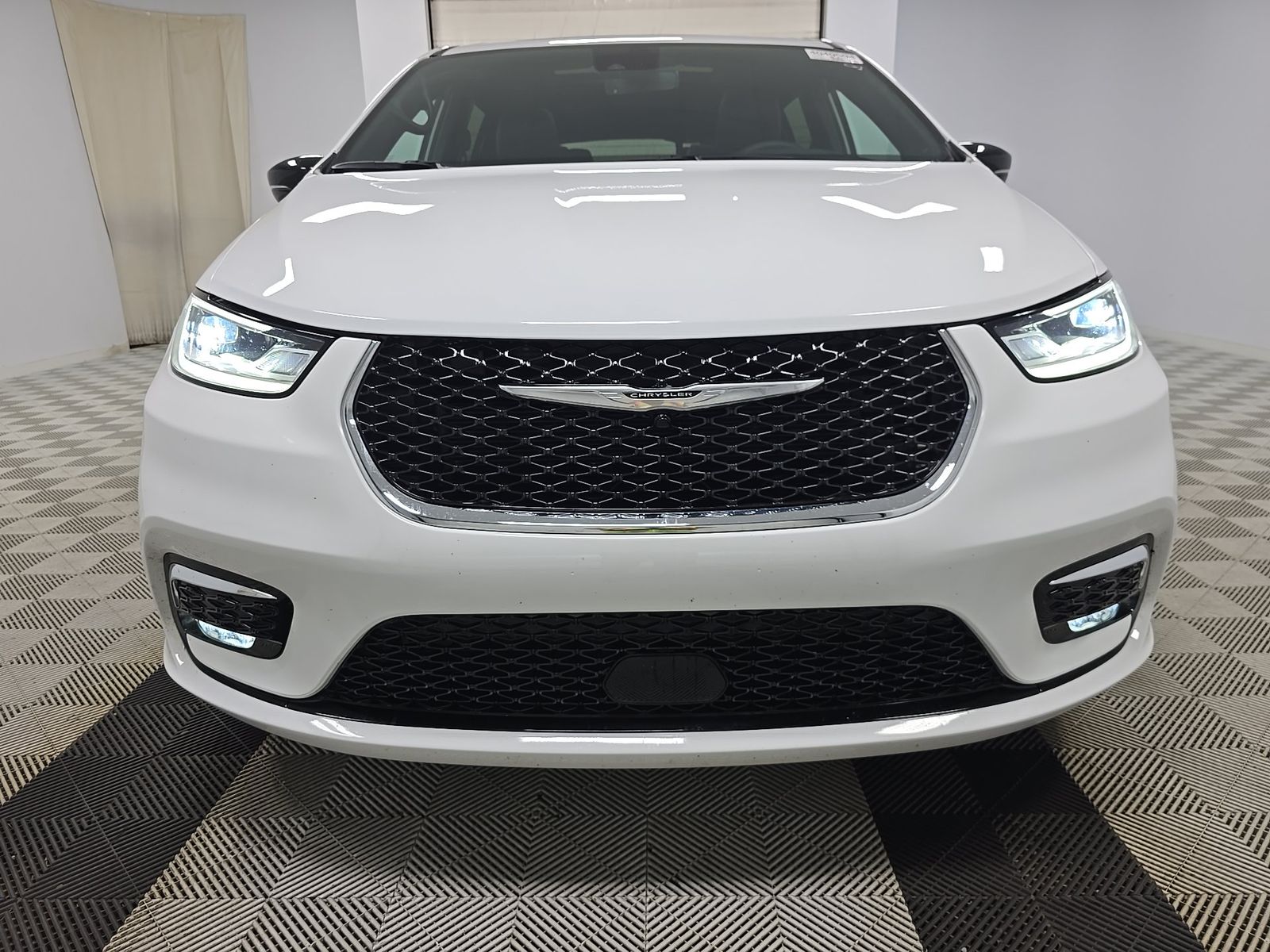 chrysler pacifica 2026 2C4RC1GG7TR229311 image chrysler pacifica 2026 2C4RC1GG7TR229311 image