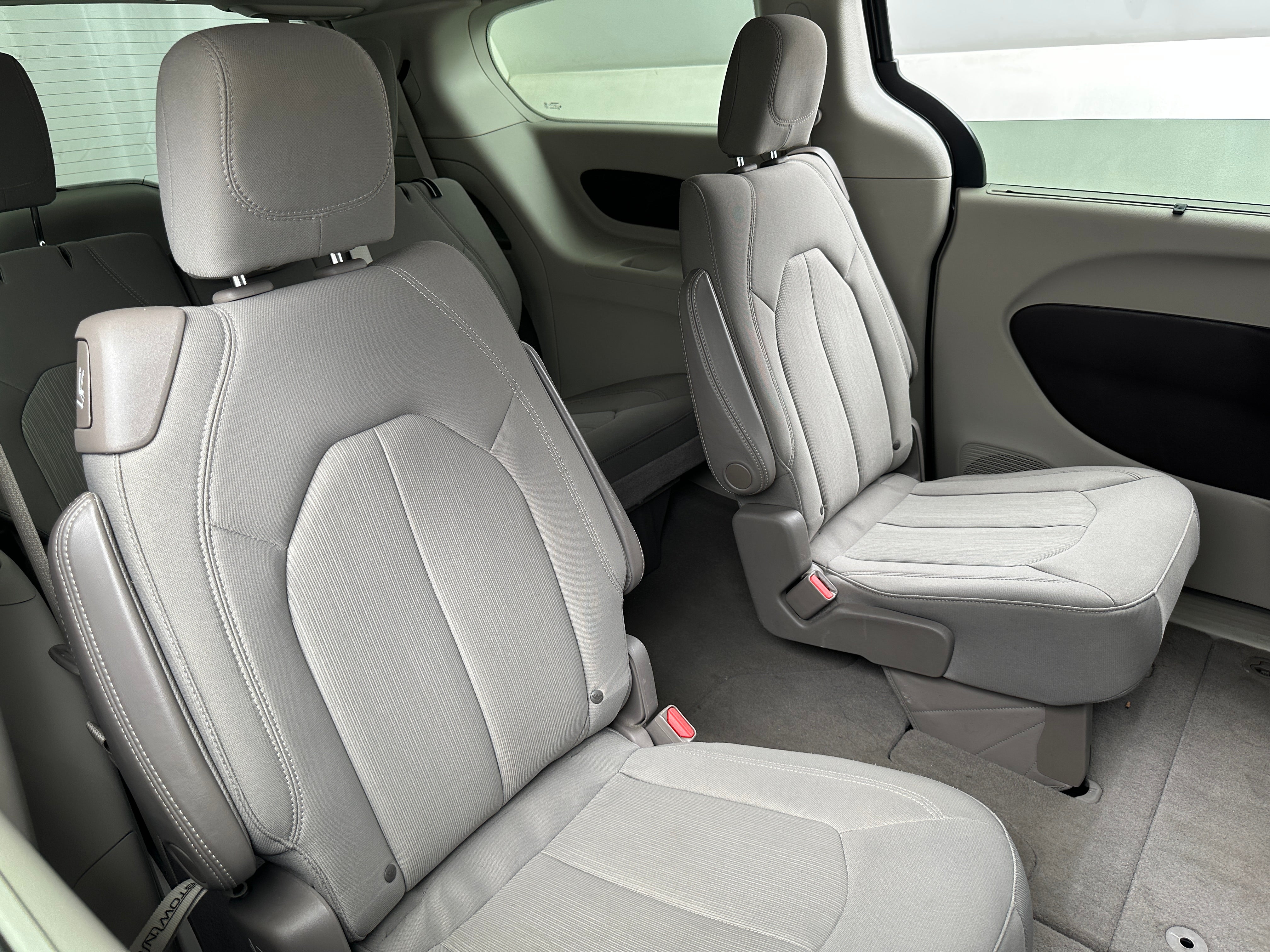 chrysler pacifica 2021 2C4RC3FG8MR573583 image chrysler pacifica 2021 2C4RC3FG8MR573583 image