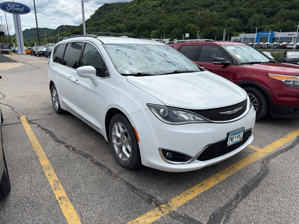 chrysler pacifica 2017 2C4RC1BGXHR810266 image chrysler pacifica 2017 2C4RC1BGXHR810266 image